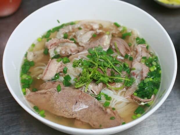 5 tiệm phở danh tiếng gần 50 năm ở Sài Gòn - Top 07 Quán Phở Bò Ngon Nhất Tại TPHCM 5 tiệm phở danh tiếng gần 50 năm ở Sài Gòn