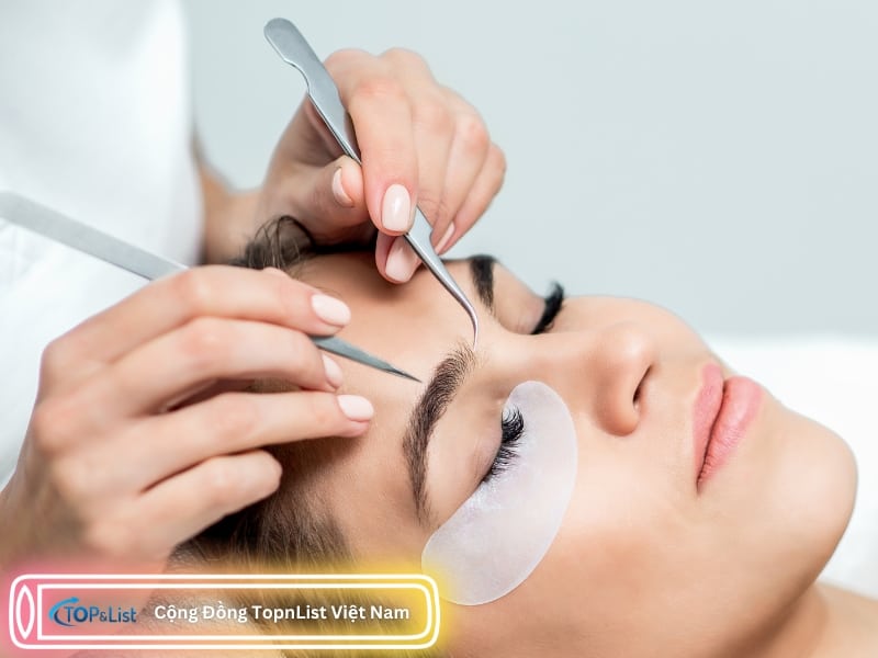 Top 5 Địa Chỉ Dạy Nối Mi Uy Tín Nhất Quận Phú Nhuận